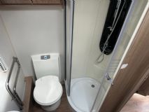 2017 COACHMAN VIP 460 5.jpg